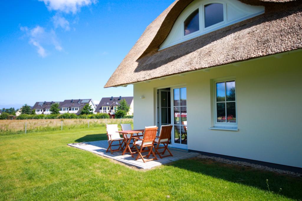 Reetdachhaeuser Boergerende Exterior photo
